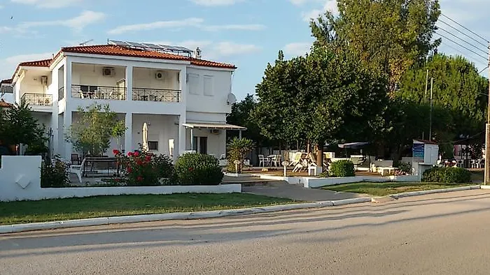 Apocalypsis Studios-Apartments