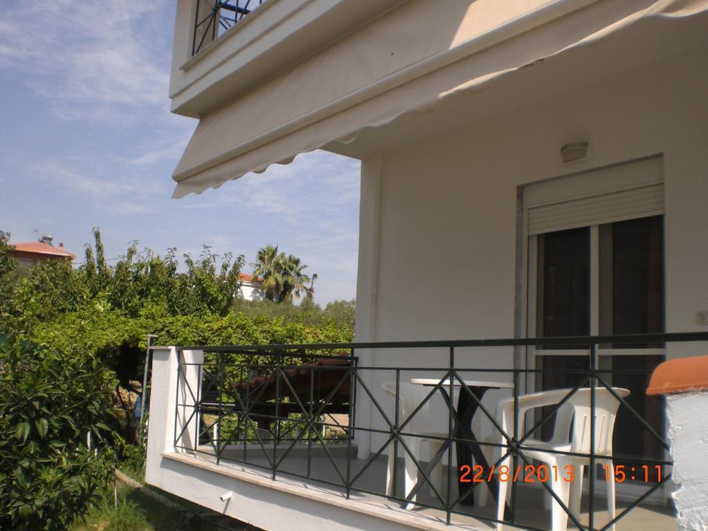 Apocalypsis Studios-apartments